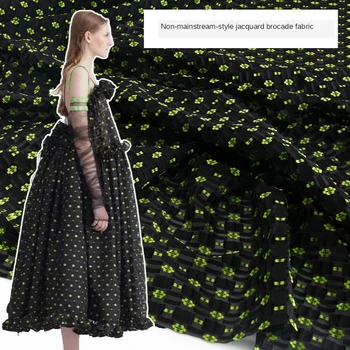Evropske in Ameriške blagovne znamke, modni osebnost tapiserija jacquard črni dnu majhen zelen cvet obleka nekoliko trd tkanine